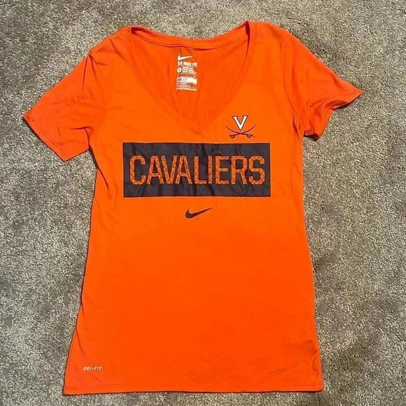 Nike Dri-fit shirt size small University of Virginia Cavaliers - Picture 1 of 3